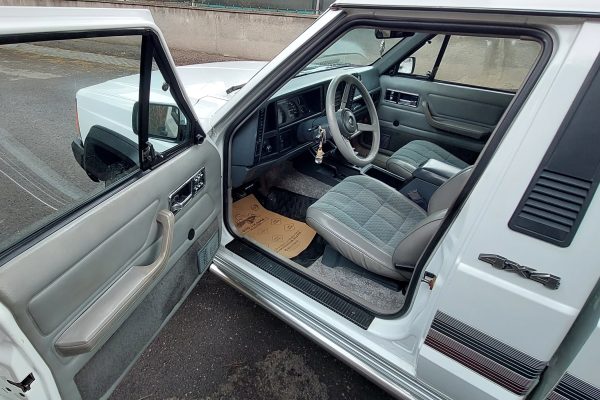 1991 Model Jeep Comanche