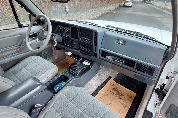 1991 Model Jeep Comanche