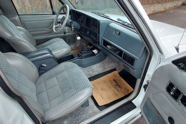 1991 Model Jeep Comanche