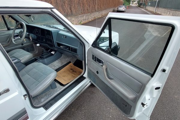 1991 Model Jeep Comanche